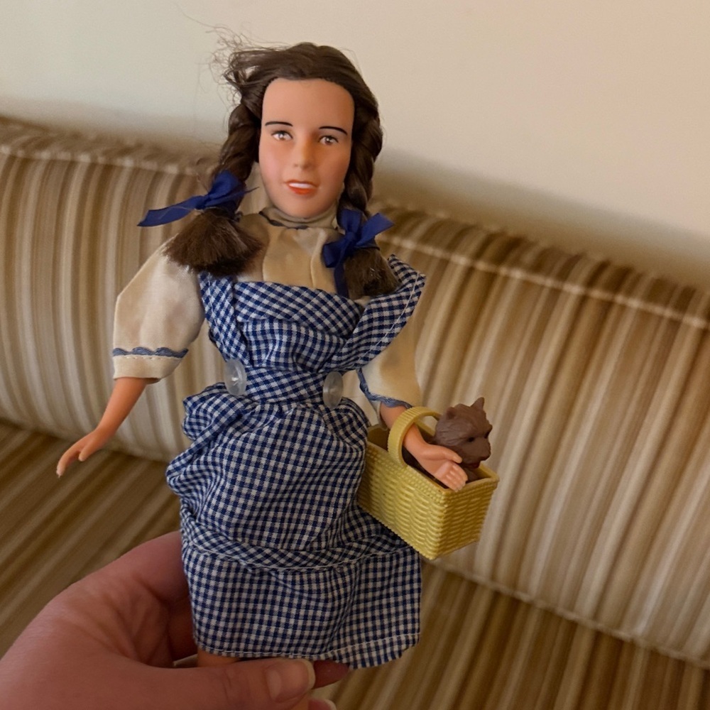 Dorothy and Toto Doll - Picture 6 of 8